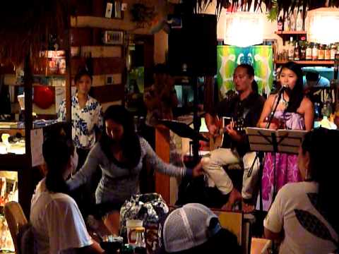 Izumi Pua Lei Aloha H Cafe Youtube