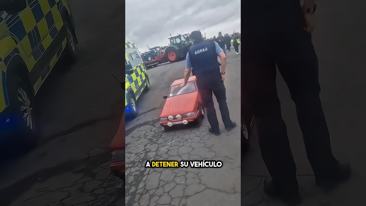Quién conduce un coche tan pequeño 😱