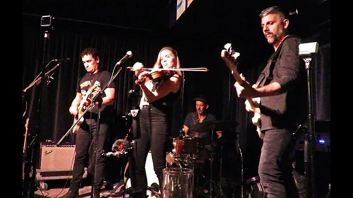 Kendel Carson w Matt Kelly/Cory Tetford w Nick D'A...