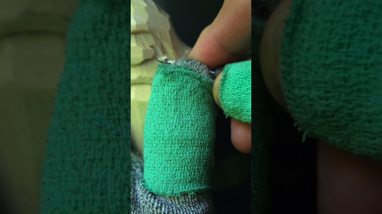 How to carve a Curly Moustache!#woodcarving #whittling #stepbystep #fantasyartist #woodcarver