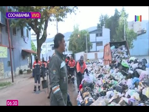 Montañas de basura siguen acumulándose en las calles de Cochabamba ...