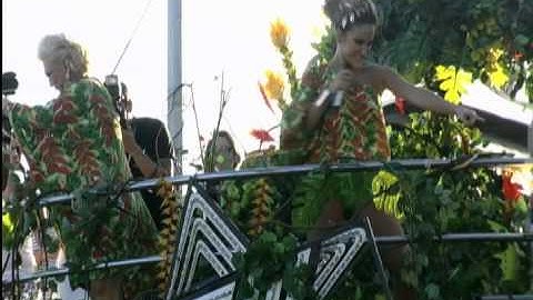 Thumbnail of Cláudia Leitte - Água - Carnaval de Salvador 2011