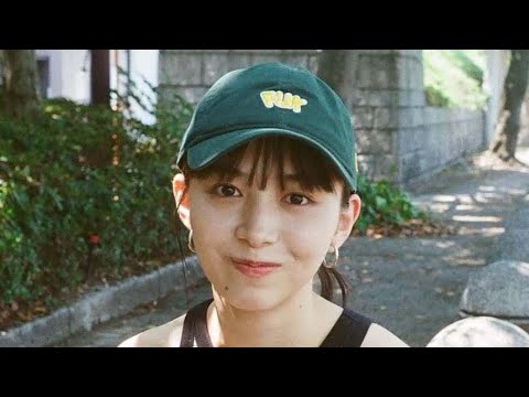 女優・井桁弘恵 美ウエスト＆水着姿に反響続々！5年ぶり2nd写真集のオフショット披露「スタイル抜群」「自然体でとっても素敵」.. - YouTube