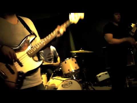 Holy Beast - Sangre De Pulpo - Live at Sandrinis