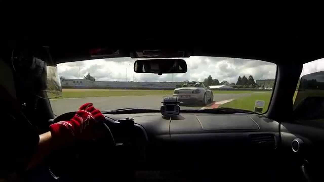 Battle Honda S2000 Mugen vs S2000 Turbo 350hp at Magny Cours Club