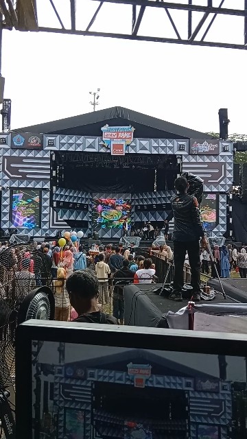 Bawang merah brebes fest. Alun alun brebes. Bersama Antv. #viralvideo #fypシ゚viral #fypage #dj