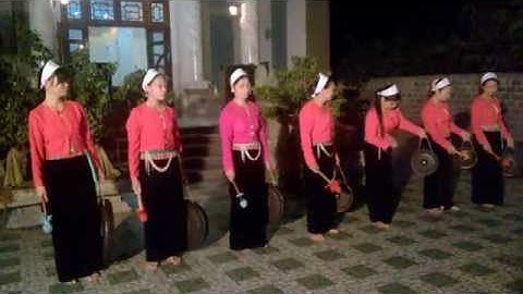 Múa cồng chiêng dân tộc Mường - Hòa Bình