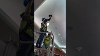 Mall Job in Qatar - ELECTRICIAN AND HELPER