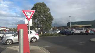 Give Way Intersection, Waurn Ponds VIC, Australia
