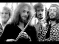 Jethro Tull - Bungle In The Jungle  (Exclusive Video)