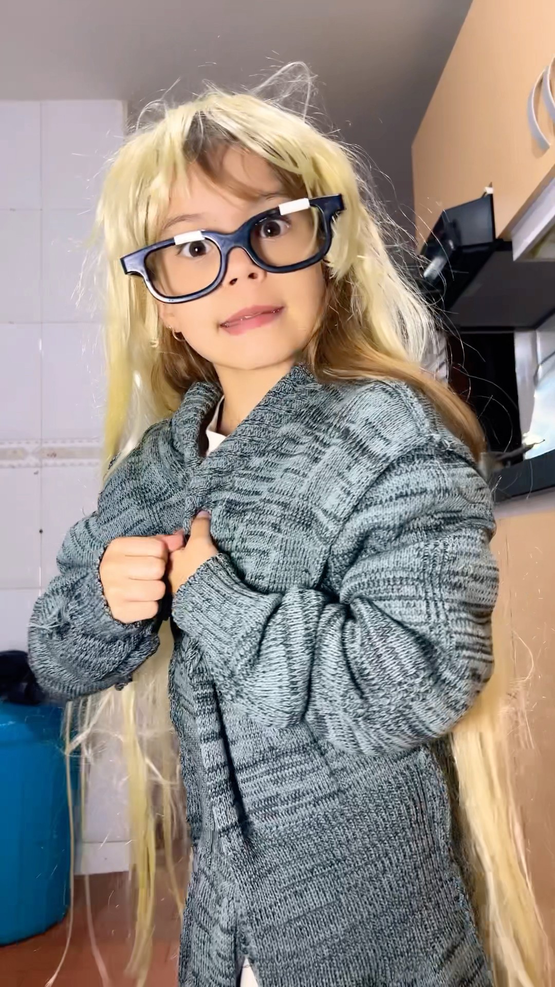 SOLO SON PREGUNTAS MAMÁ ?#humor #cosasdefamilia #comedia #shortviral #fypシ゚