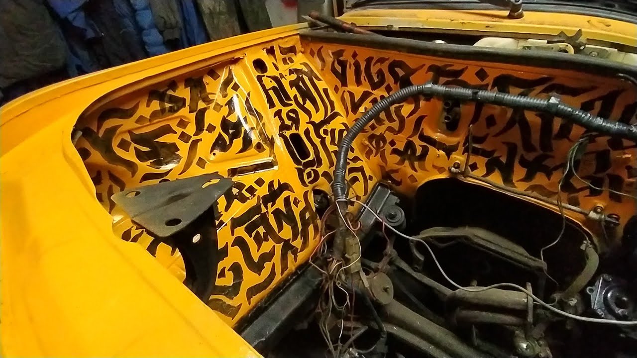 Сколько стоит покрасить подкапотку на Жигулях? Шейвинг и каллиграфия ...