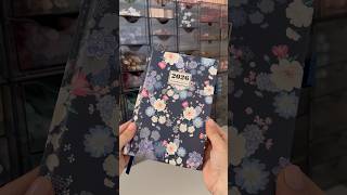 Planner💜#planner #plannergirl #plannercommunity #journaling #desksetup #organization #usa #notes