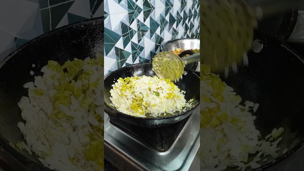ट्रेडिशनल पोहा नमकीन एक बार अपने घर में जरूर से ट्राई करें
