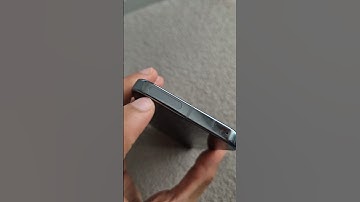 Wat is deze verborgen knop of sensor bovenop de @Google Pixel 9 Pro? Wat is het?