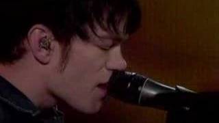 Sum 41- Pieces Live chords