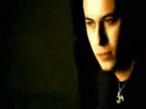 FIREWIND - Falling To Pieces (OFFICIAL VIDEO)