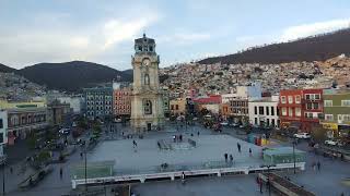 VISTA DEL  RELOJ  DESDE  LA VENTANA, PACHUCA  HIDALGO, MEXICO