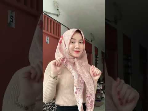 Jilbab ketat bulat mom menggoda#tiktok #shorts