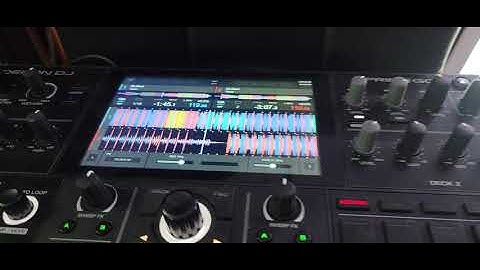 Denon DJ Prime GO with Virtual DJ - MacBook Pro with Lid Closed