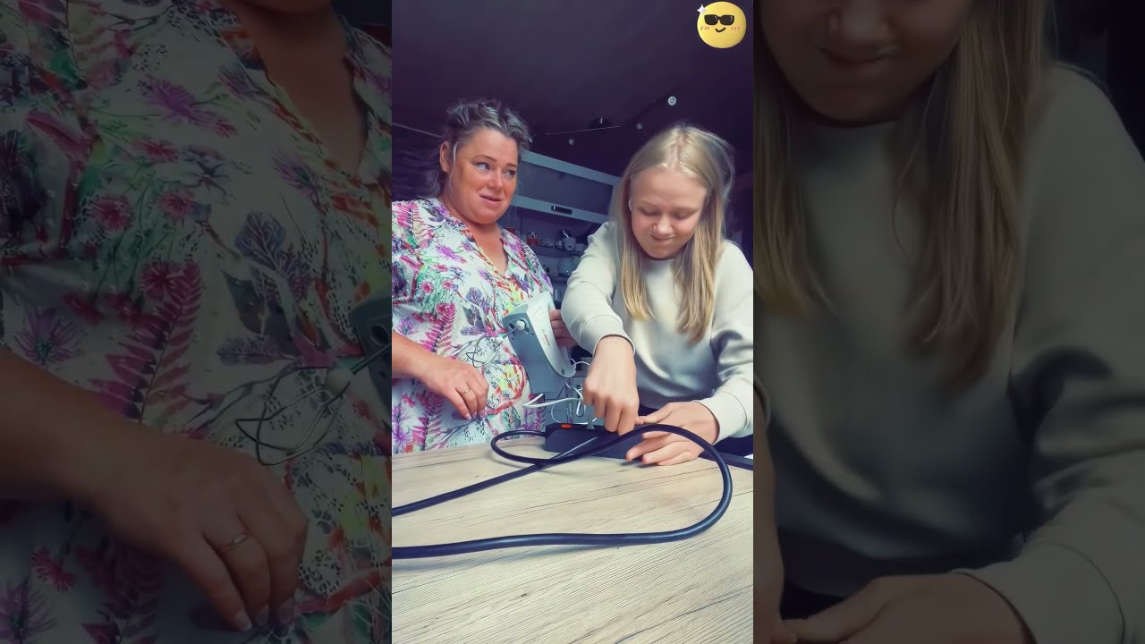 Daughter And Mom Funny Funnyvideo Fyp Foryou Scarecam Prank