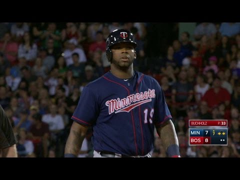 MIN BOS Vargas Cuts Deficit To One Run In 7th Inning