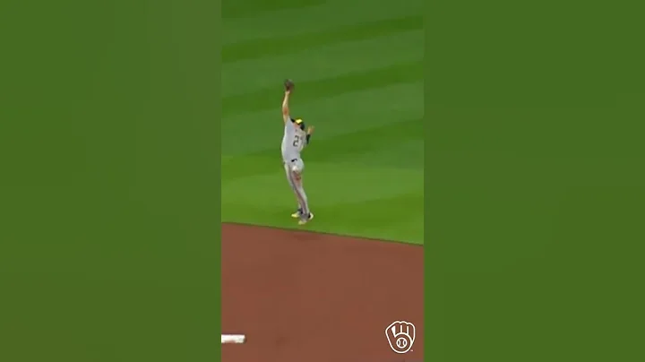 Omg! 😱⚾ Willy Adames with the Catch! #mlbdominicana #shorts #beisbol #youtubeshorts #mlb #NBA75