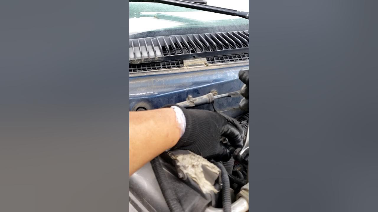 How to fix repair Chevy astro van gmc safari truck not blowing cold air