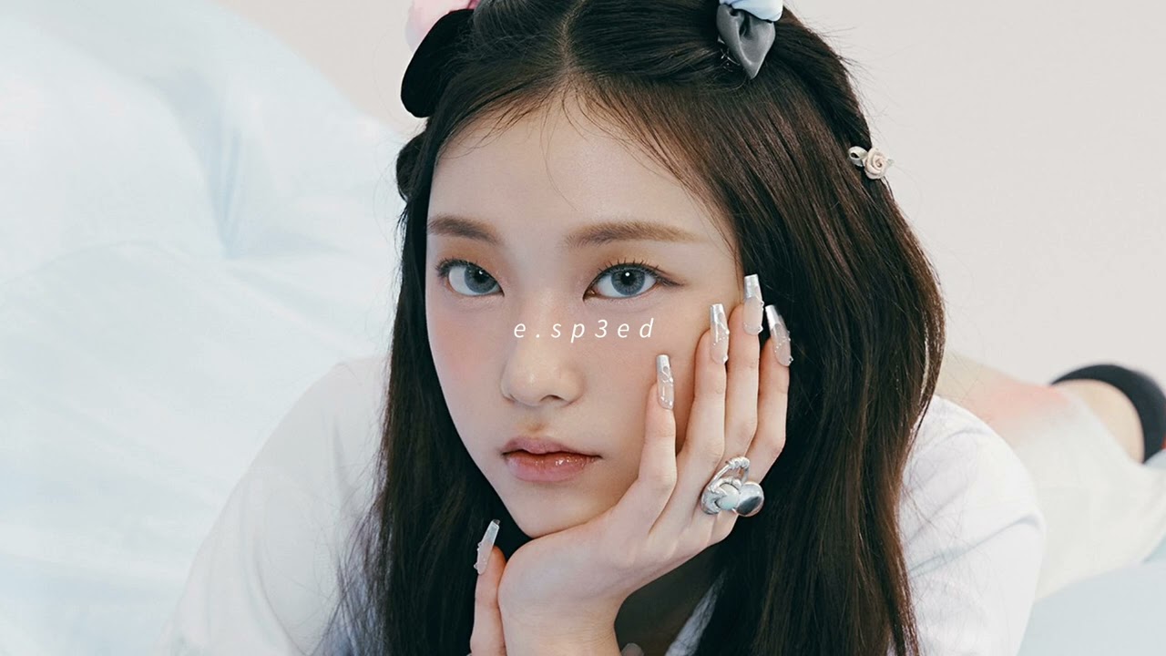 Super Shy - NewJeans (speed up)