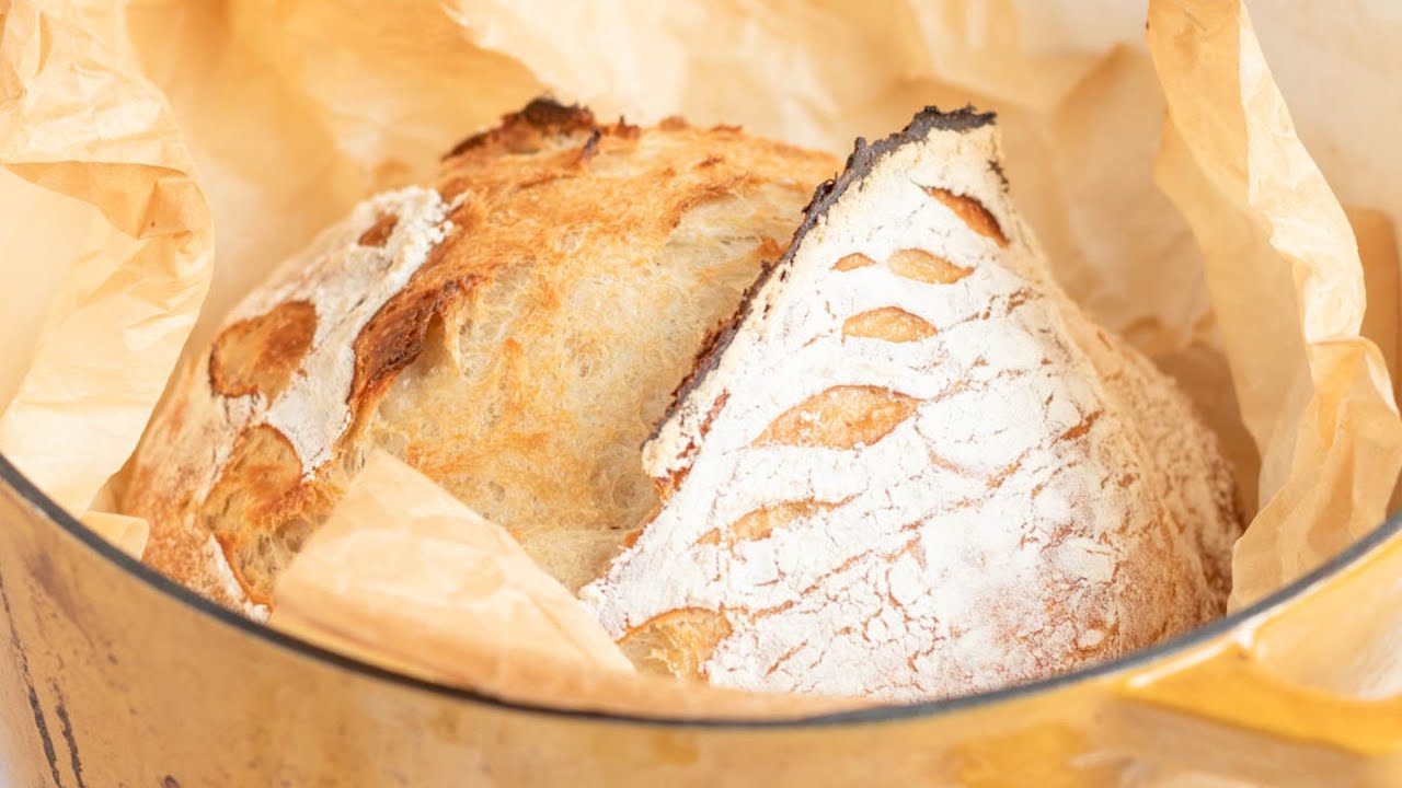 Bench scraper, pastry dough knife, sourdough bread baking kitchen