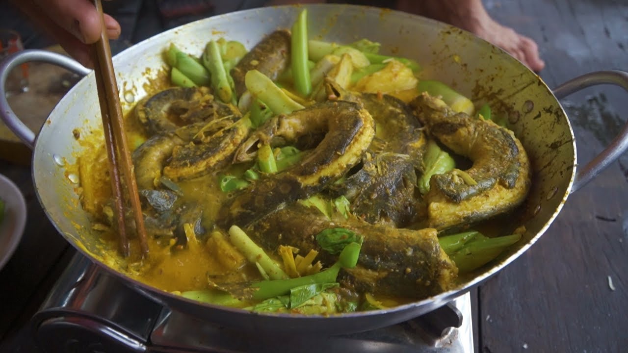 Cá Chạch Lấu Um Rau Mác Đặc Sản Miền Sông Nước | Nét Quê #133 - YouTube