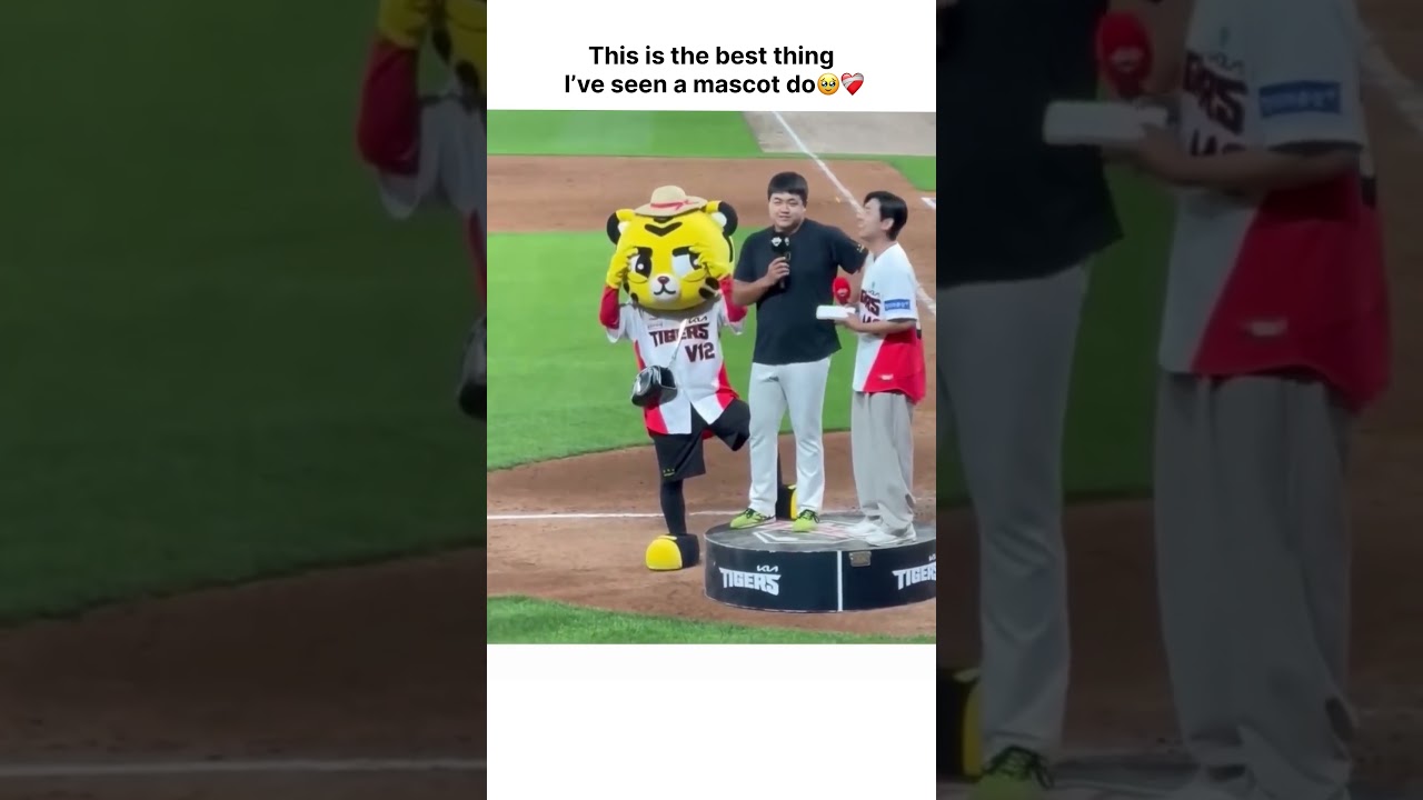 Watch This is the best thing I’ve seen a mascot do🥹❤️🩹 on YouTube Watch This is the best thing I’ve seen a mascot do🥹❤️🩹 on YouTube