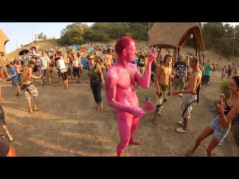 Ozora festival psy pink man