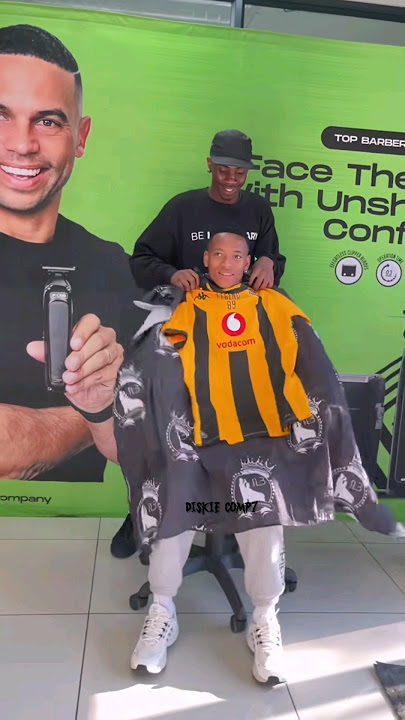 Relebohile mofokeng is a kaizer chiefs fan😂 #relebohilemofokeng #orlandopirates #kaizerchiefs