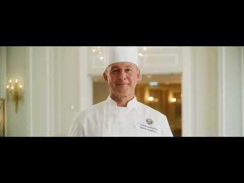 Видео: Air France сервира ястия, създадени от готвача със звезда от Мишлен