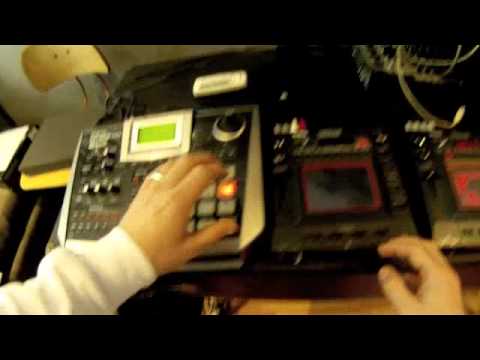 finger banging synth scratches...just plain fun. - YouTube