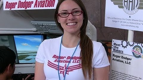 Jennifer and the Triple Screen Flight Simulator