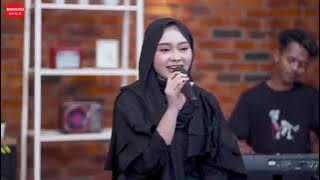 Download lagu BANGBUNG HIDEUNG - NAZMI NADIA.