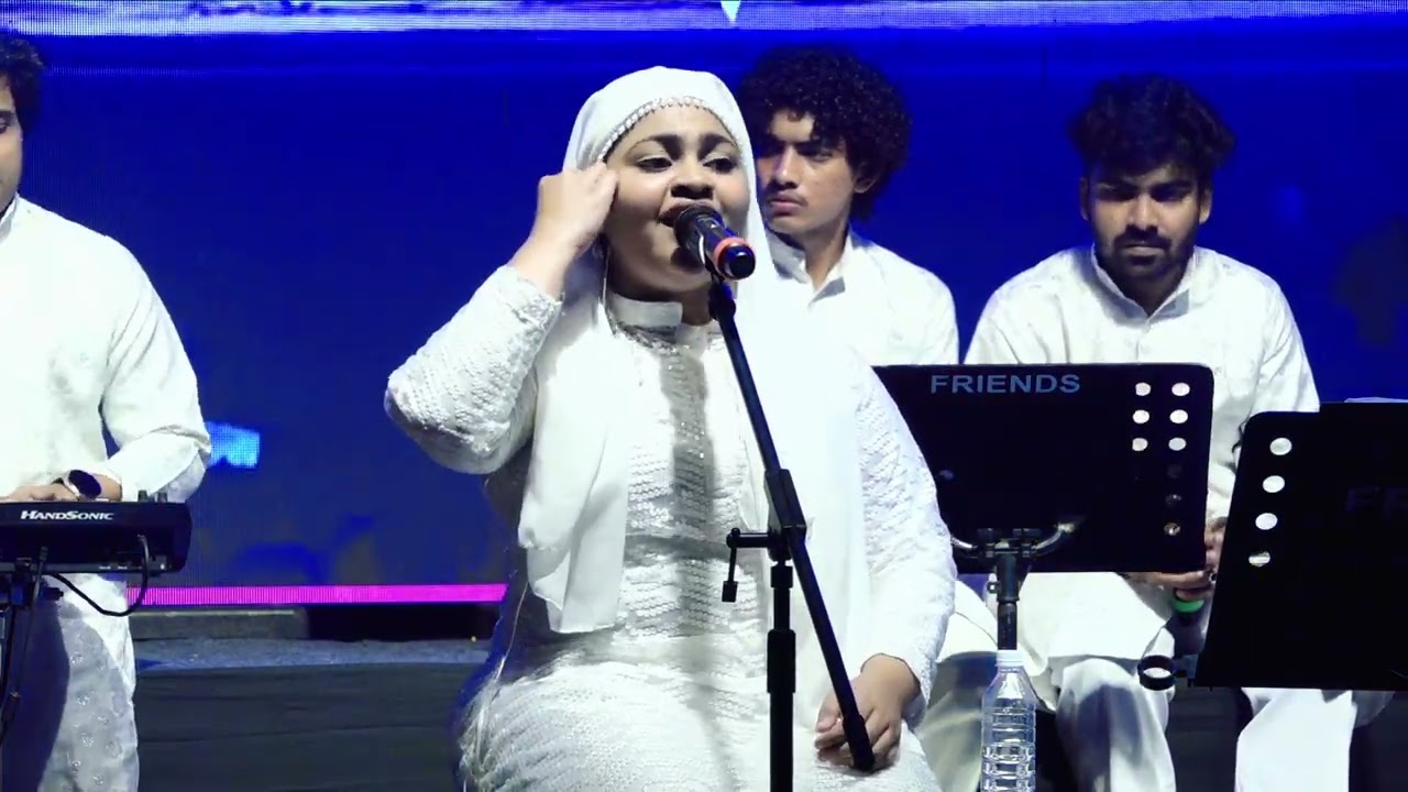 Khaali dil by yumna ajin & shameer haider live by roohnama band Khaali dil by yumna ajin & shameer haider live by roohnama band