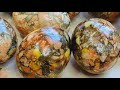 Как быстро и оригинально покрасить яйца на Пасху . Мраморные яйца. Marble eggs for Easter.