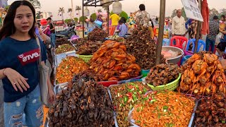 Best Cambodian street food - Walking tour exploring exotic foods, snacks & more food in Phnom Penh