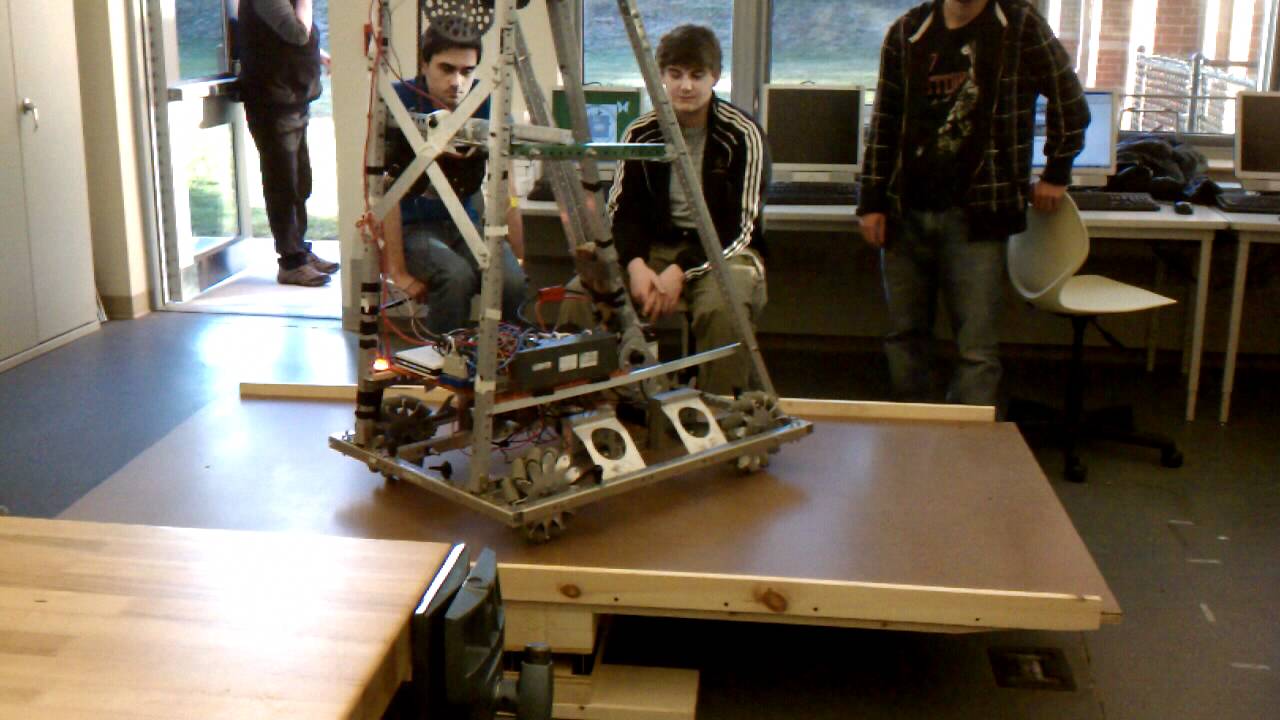 Mecanum wheels on bridge in FRC Rebound Rumble YouTube