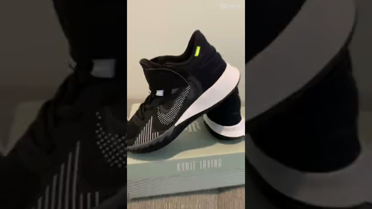 Nike Kyrie Flytrap 5 Kids Basketball Shoes 