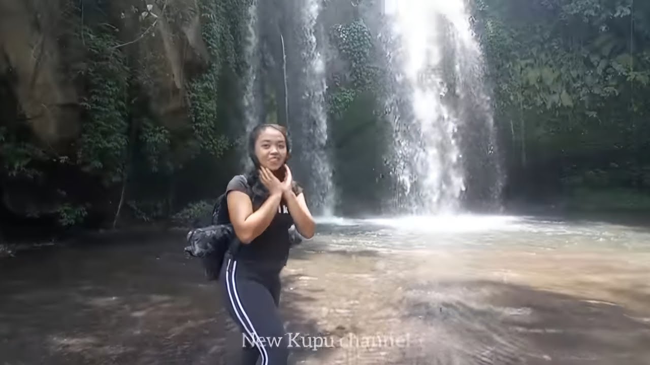 Bushcraft and camping - grilled fish in the forest - OFF GRID LIVING