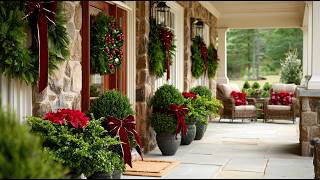 Timeless American Home Décor Inspiration with Burgundy and Green for Christmas 2025