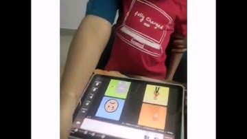 Smayan using Avaz AAC during his class