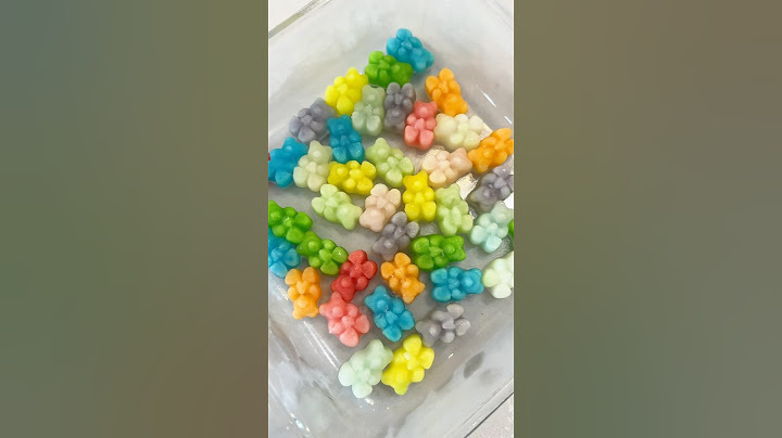 Frozen Gummy Bears 🧸❄️ #gummybear #candy #summerrecipes #recipe #viralvideo #satisfying #fyp