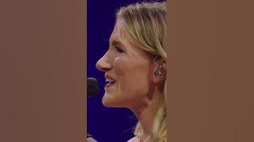 Thumbnail of Lichtje Branden - LIVE in de Ziggo Dome (2022) ❤️ #shorts