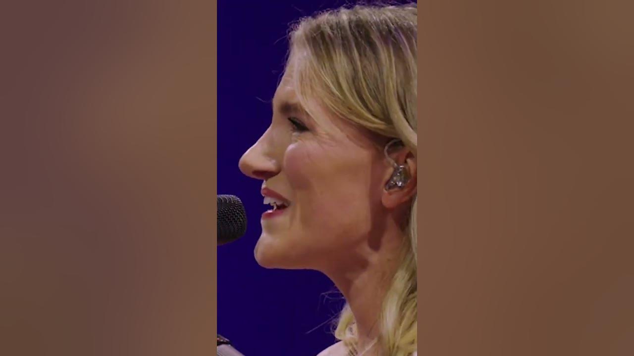 Lichtje Branden - LIVE in de Ziggo Dome (2022) ❤️ #shorts
