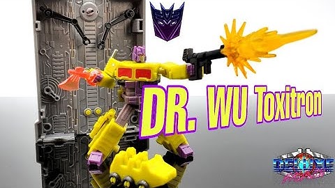 New Transformer Review Dr. Wu DW-E04T Prime Commander (Toxitron) Hes so small